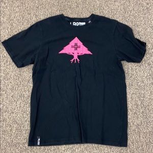 Lrg pink tree t shirt.